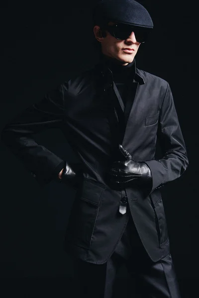 Look 10